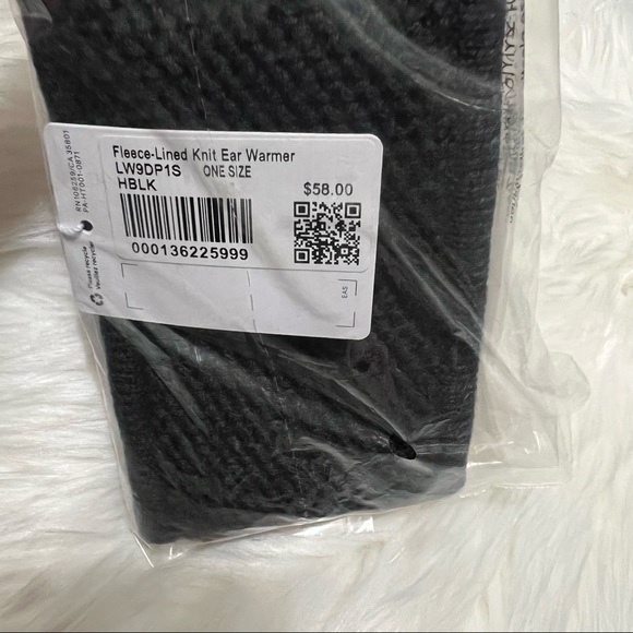 ✨Sold✨Lululemon • Fleece- Lined Knit Ear Warmer - Picture 6 of 6